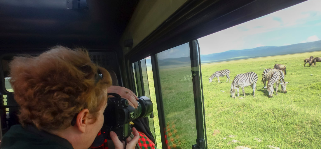 Tanzania safari photography tips: wildlife, landscapes, and golden hour shots. Kenya safari photography