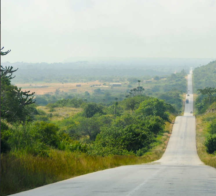 Transportation options Tanzania Rwanda: buses, flights, taxis, and car rentals