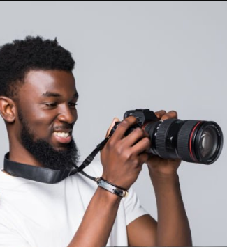 What’s Uganda’s Best Photography Spot? Safari photograher