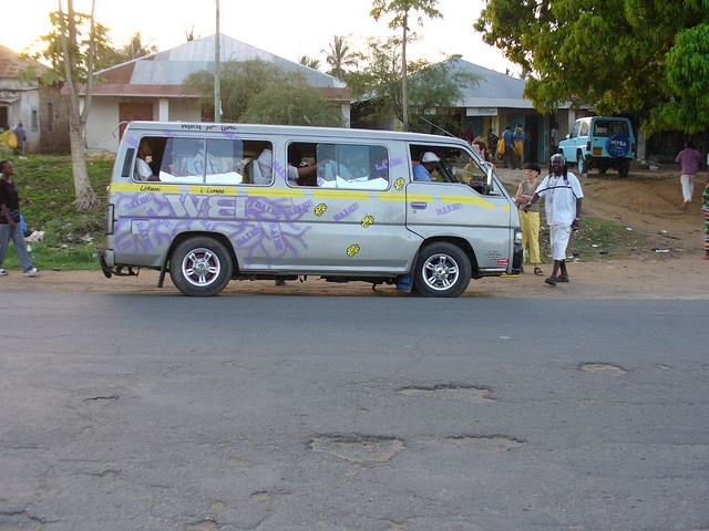 matatus for safaris